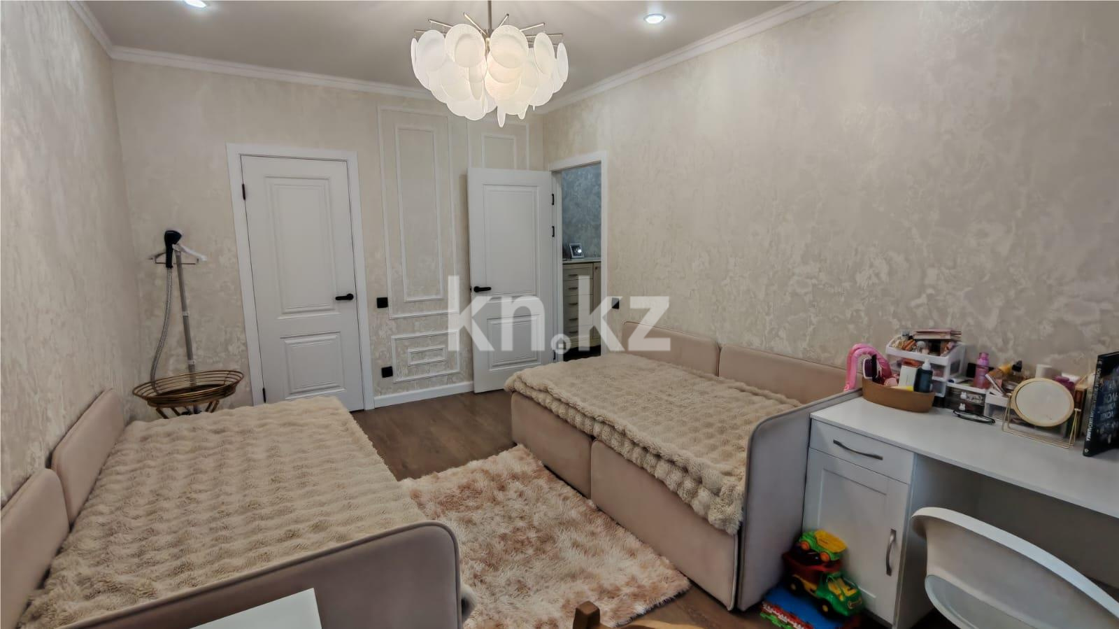 Продажа 4-комнатной квартиры, 115 м², ул. Букетова - Продажа квартир в Караганде фото 7 из 29
