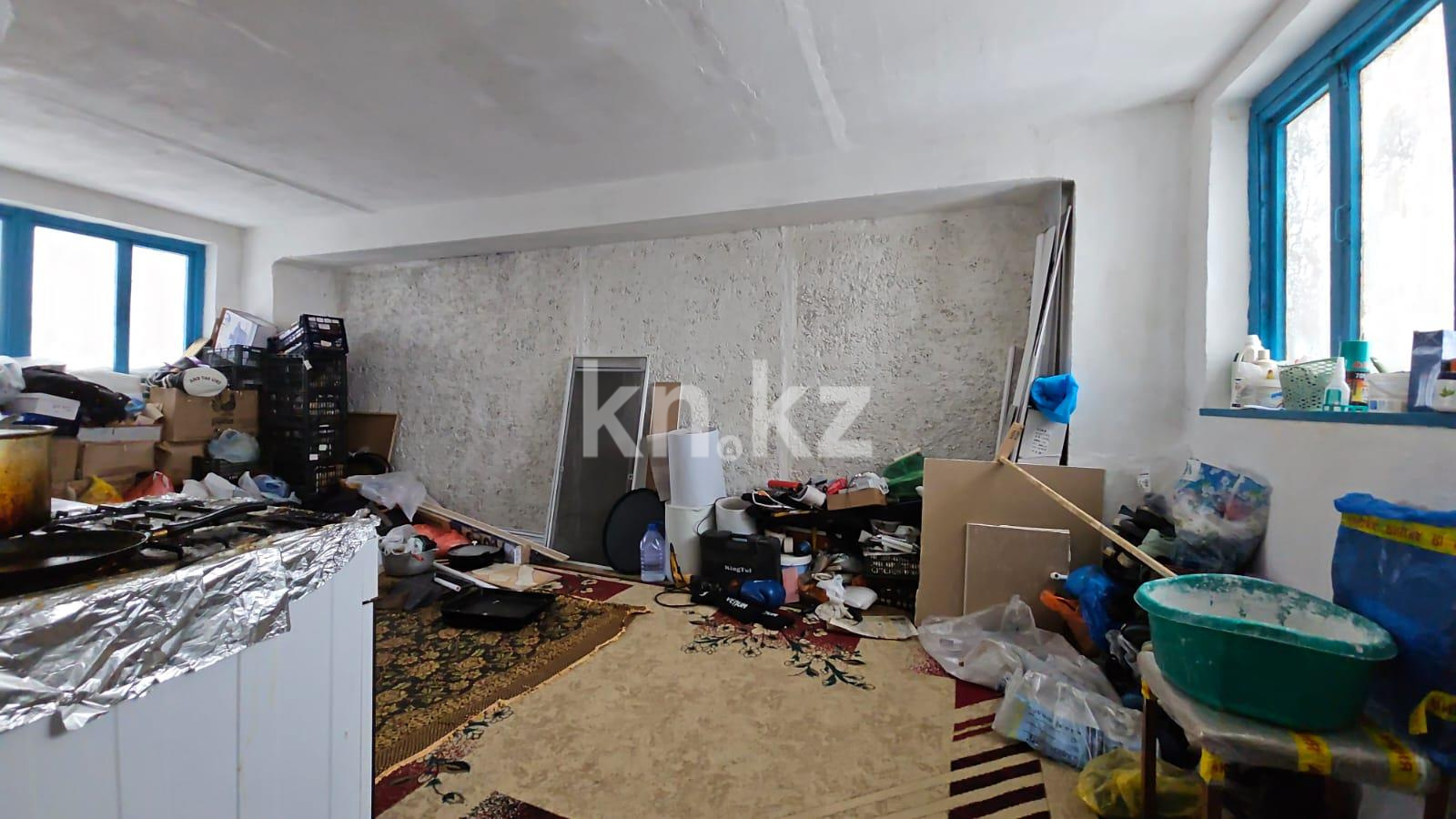 Продажа 4-комнатной квартиры, 97 м², мкр-н 8 в Темиртау - фото 8