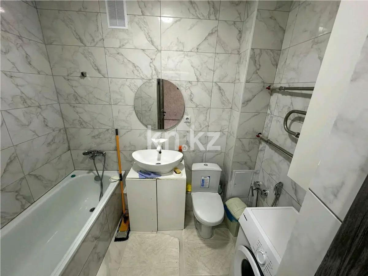 Продажа 1-комнатной квартиры, 42 м², ул. Нажимеденова, дом  37 в Астане - фото 3