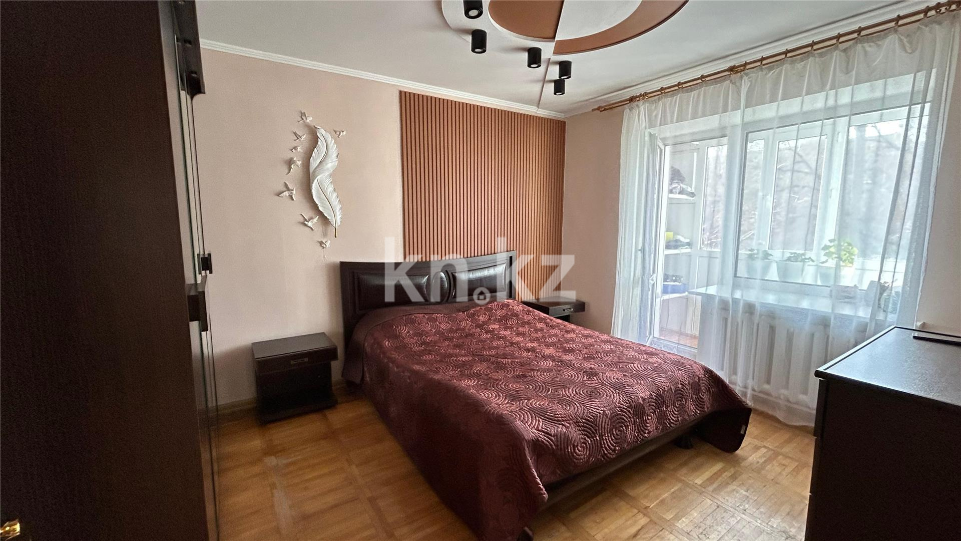Продажа 4-комнатной квартиры, 137 м², ул. Алиханова - Продажа  четырехкомнатных квартир в Караганде фото 5 из 23