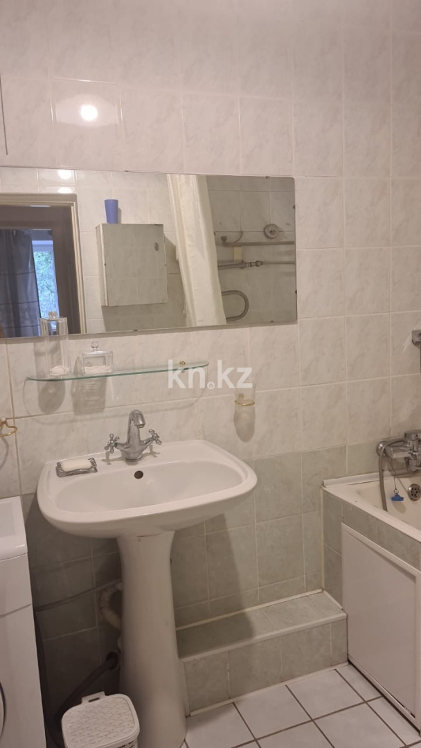 Аренда 3-комнатной квартиры, 95 м² - Аренда трехкомнатных квартир помесячно от хозяев в Алматы фото 7 из 16