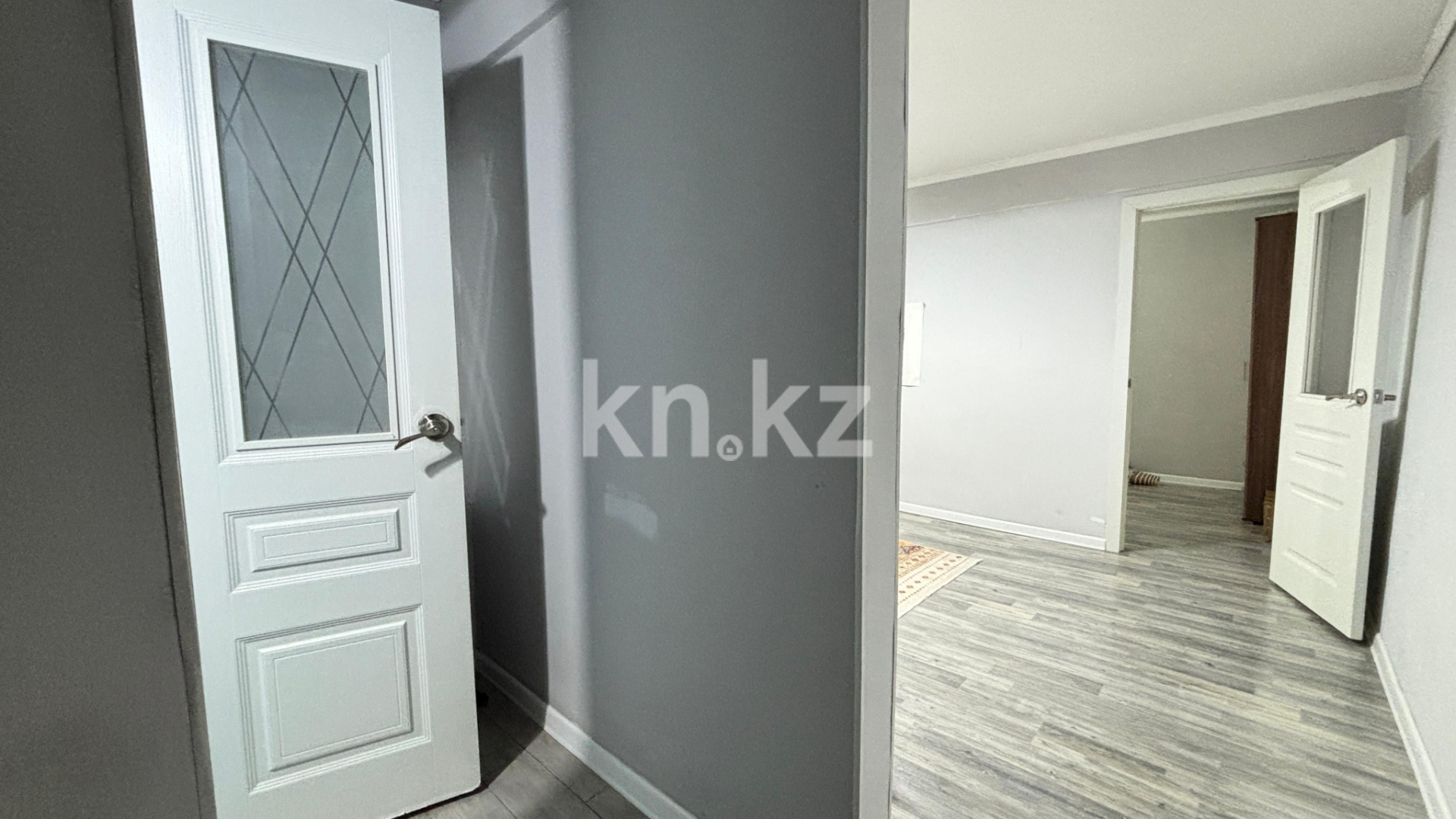 Продажа 2-комнатной квартиры, 46 м², ул. Утемисова, дом  118в - Продажа и аренда недвижимости в Атырау фото 16 из 17