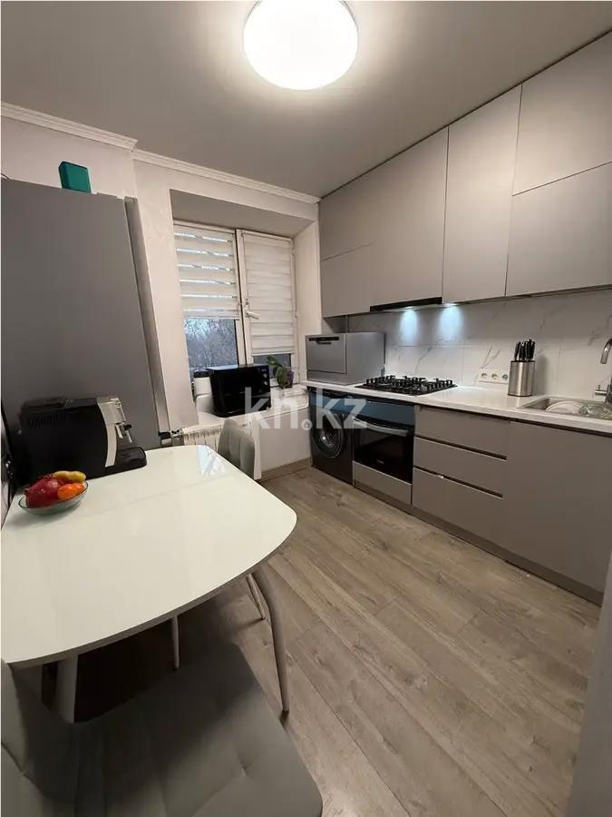Продажа 3-комнатной квартиры, 62 м², пр. Сейфуллина, дом  102 - Продажа  трехкомнатных квартир в Алматы без посредников фото 4 из 6