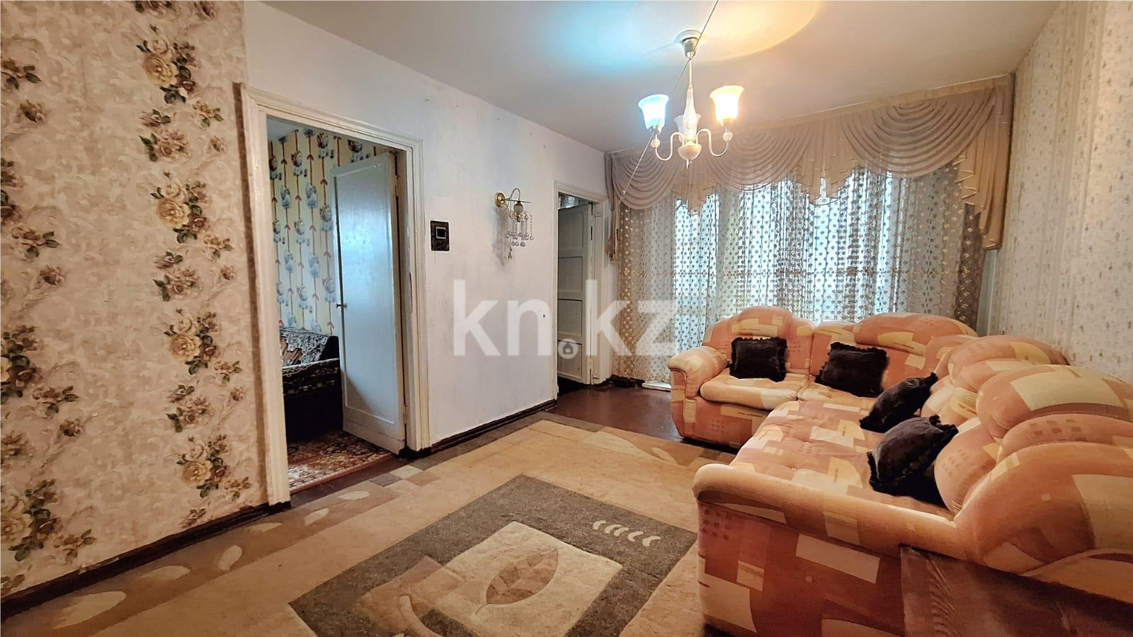 Продажа 4-комнатной квартиры, 58 м² - Продажа четырехкомнатных квартир в панельном доме в Караганде - страница 4 фото 1 из 12