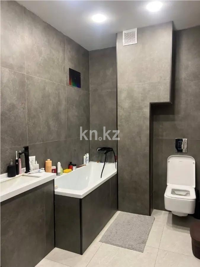 Продажа 3-комнатной квартиры, 100 м², пр. Туран, дом  9 в Астане - фото 5