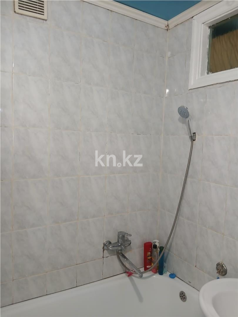 Продажа 2-комнатной квартиры, 43 м², ул. Ермекова, дом  58 в Караганде - фото 7