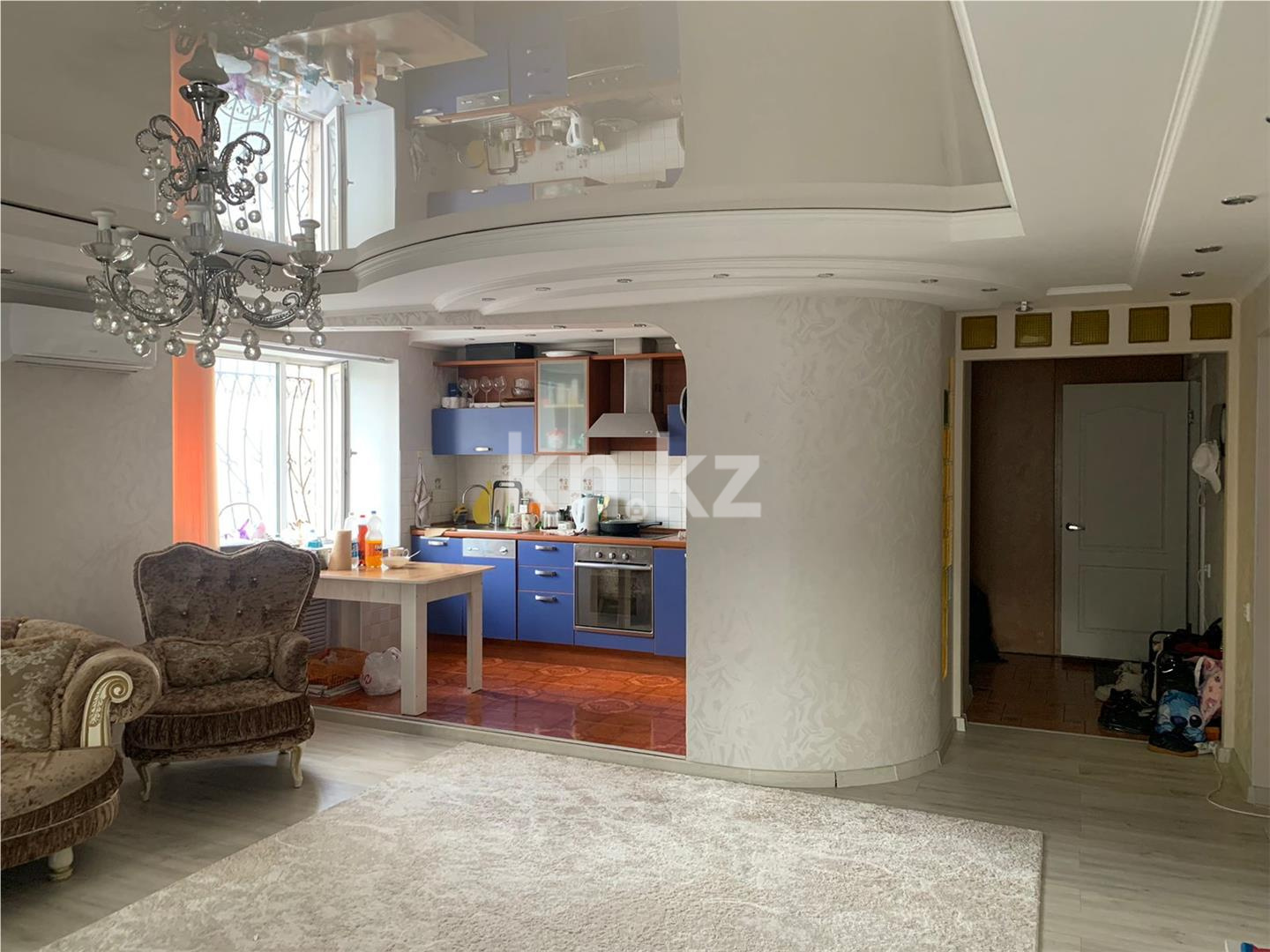 Продажа 3-комнатной квартиры, 92 м², пр. Н. Абдирова, дом  15 - Продажа квартир в Караганде фото 2 из 11