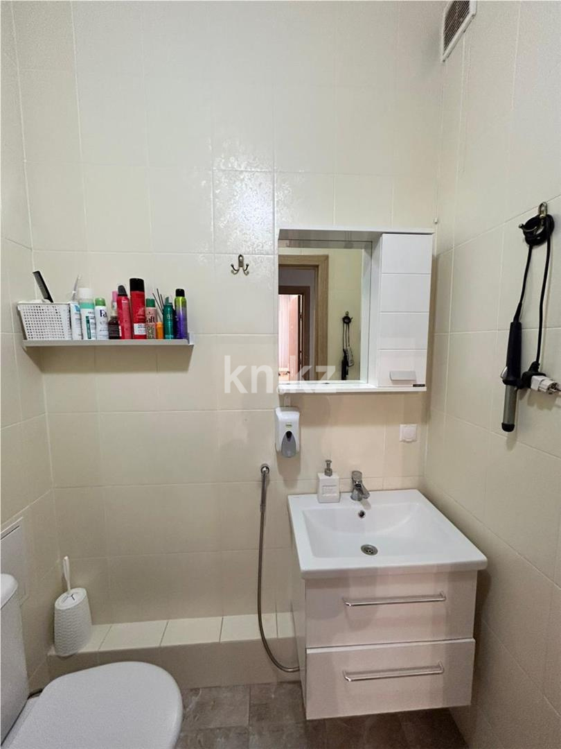 Продажа 4-комнатной квартиры, 110 м², пр. Кабанбай батыра, дом  60а/2 - Продажа  четырехкомнатных квартир в Астане фото 19 из 25