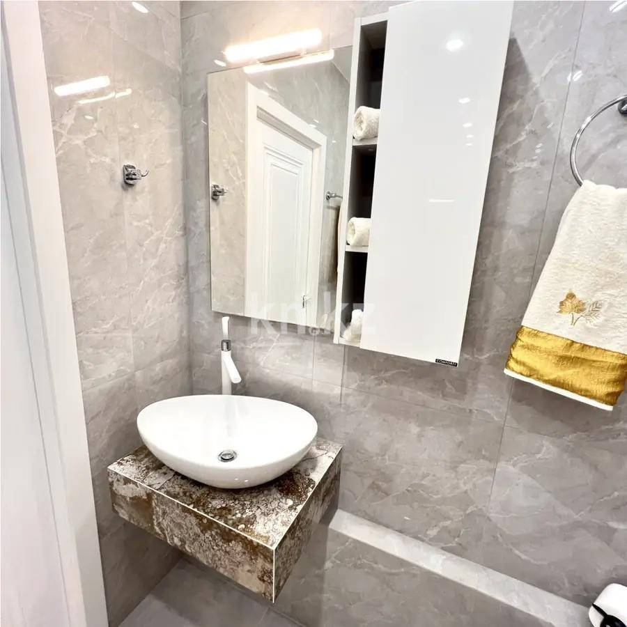 Продажа 2-комнатной квартиры, 42 м², ул. Е-915, дом  9 в Астане - фото 4