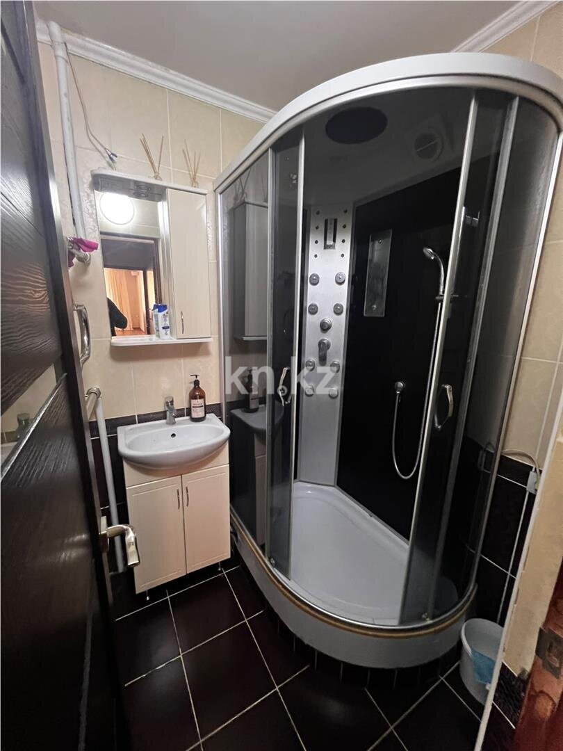 Продажа 3-комнатной квартиры, 67 м² в Караганде - фото 8
