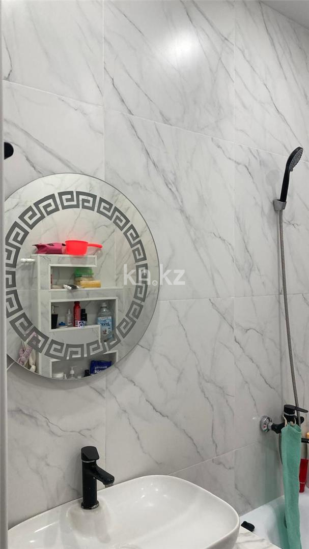 Продажа 3-комнатной квартиры, 84 м², ул. Сатыбалдина - Продажа  трехкомнатных квартир в Караганде фото 13 из 26