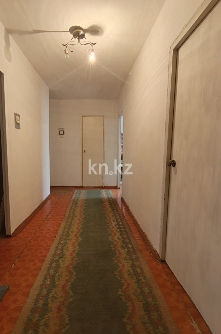 Продажа 3-комнатной квартиры, 63.9 м² - Продажа квартир от собственников в Караганде фото 4 из 16