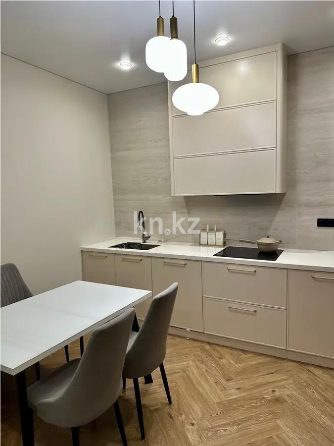Продажа 4-комнатной квартиры, 103 м², пр. Абая, дом  160 в Алматы - фото 5