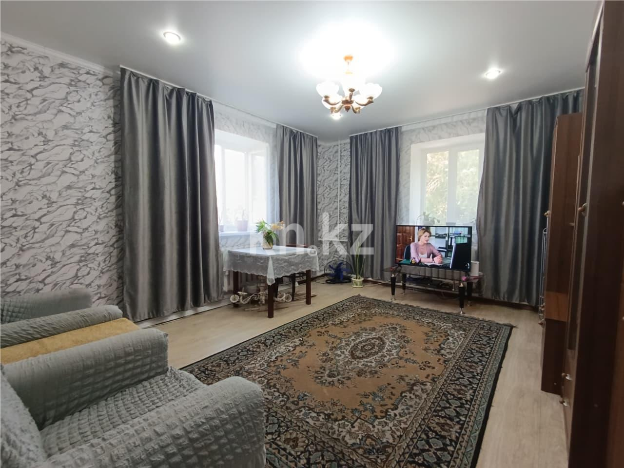 Продажа 3-комнатной квартиры, 58 м², ул. Лихачева, дом  8 - Продажа  трехкомнатных квартир в Караганде фото 1 из 4