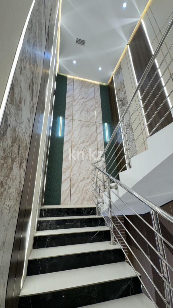 Продажа , 1000 м², пр. Кунаева, дом  363 - Продажа офисных и торговых помещений в Шымкенте фото 8 из 22