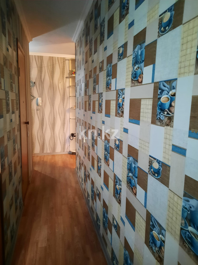 Продажа 3-комнатной квартиры, 48 м², мкр-н 22, дом  3д в Караганде - фото 7