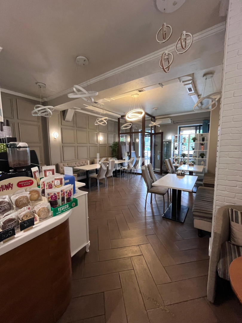 Продажа , 100 м², мкр. Аксай-4, дом  119 - ул. Жубанова - Продажа офисных и торговых помещений в Алматы без посредников фото 1 из 9