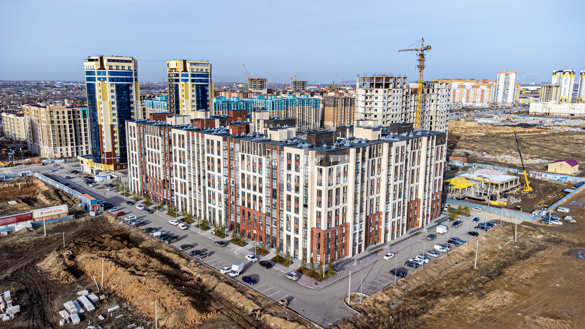 Продажа 3-комнатной квартиры, 92 м², ул. Дюсембекова, дом  83/2 в Караганде - фото 6