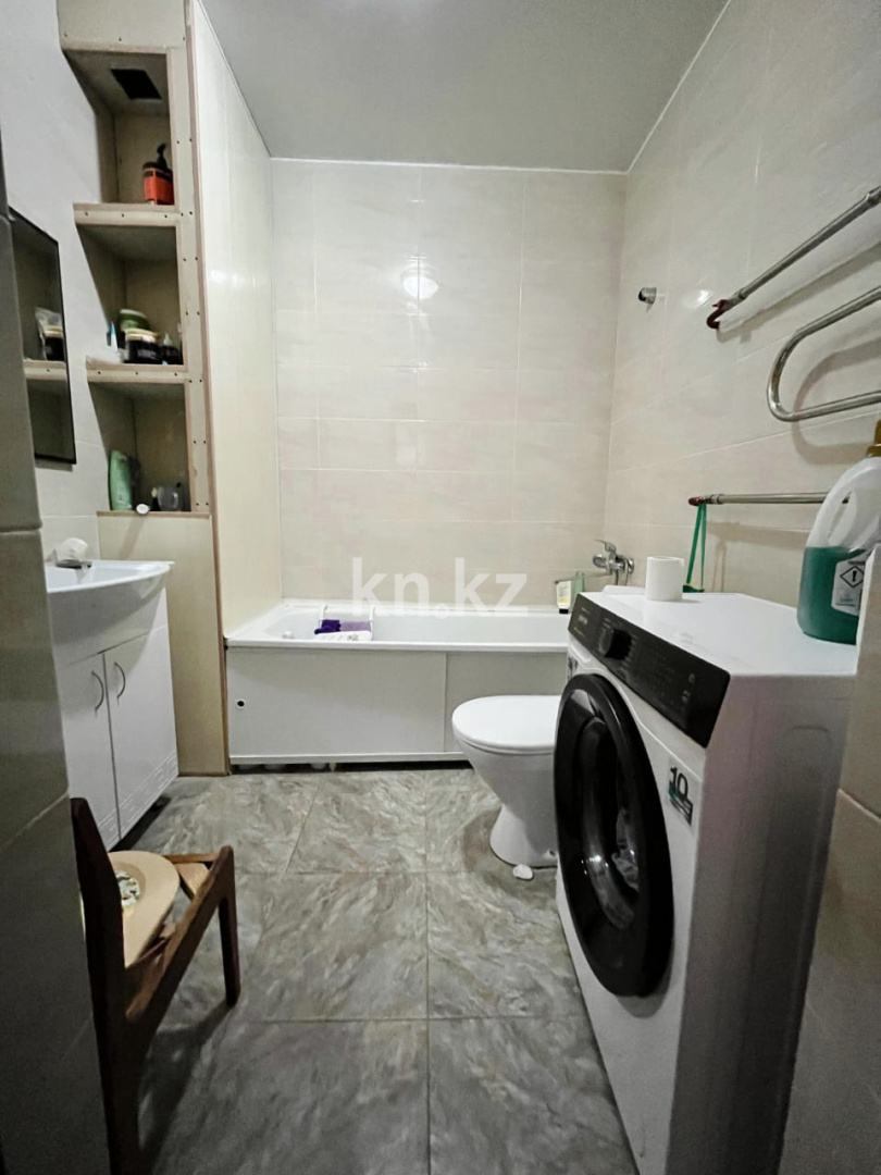 Продажа 3-комнатной квартиры, 64 м², ул. Дружбы Народов, дом  2/4 - Продажа жилой и коммерческой недвижимости в Усть-Каменогорске фото 9 из 24