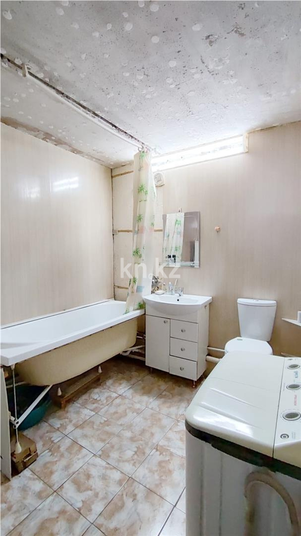 Продажа 4-комнатной квартиры, 85 м², мкр-н Мамраева (Восток-5) - Продажа  четырехкомнатных квартир в Караганде фото 11 из 19