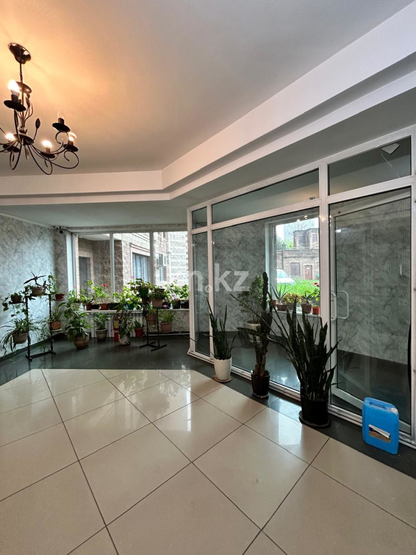 Аренда 3-комнатной квартиры, 108.5 м² - Аренда квартир помесячно в Казахстане - страница 3 фото 11 из 16