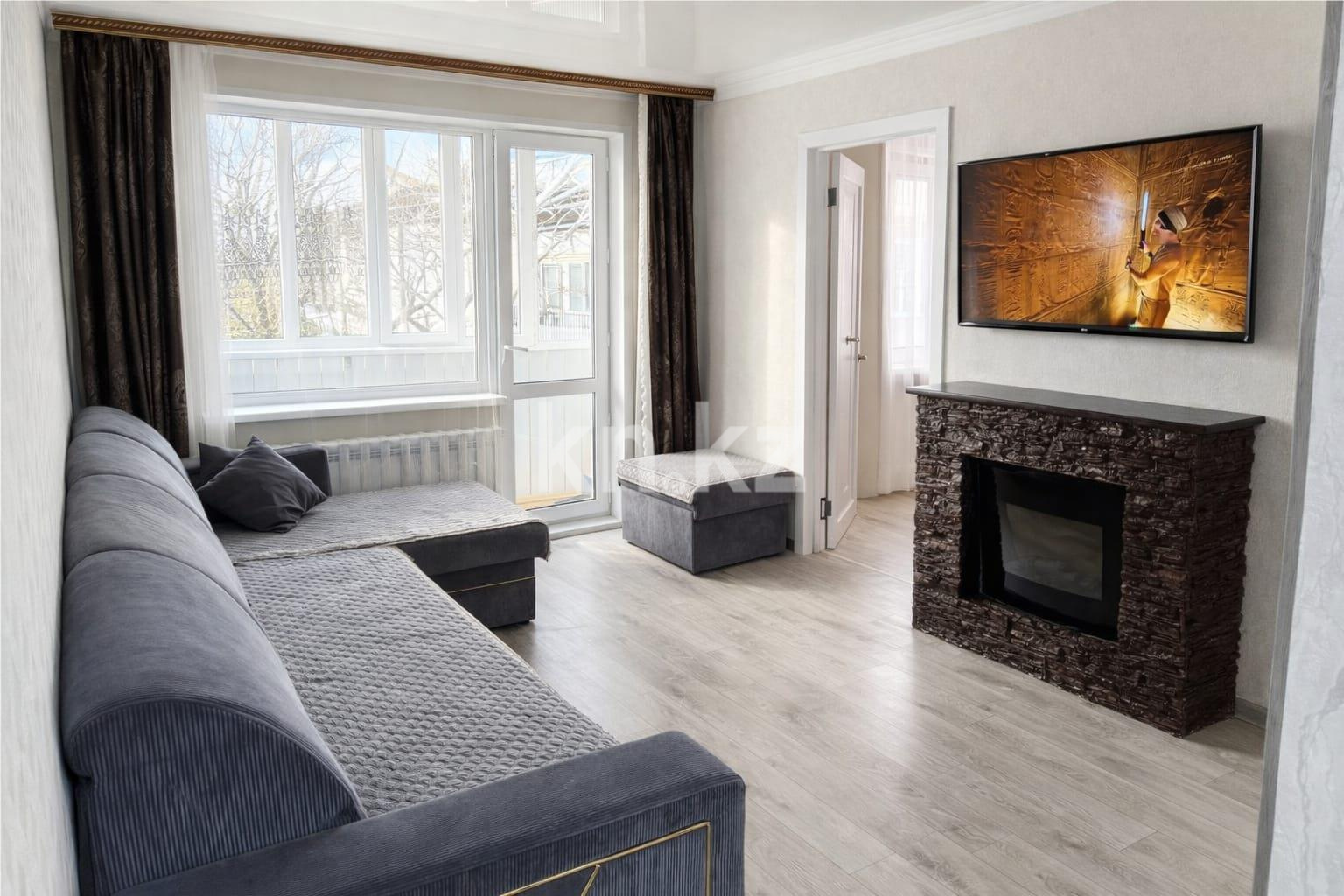 Продажа 3-комнатной квартиры, 47 м² - Продажа  трехкомнатных квартир в Караганде фото 1 из 8