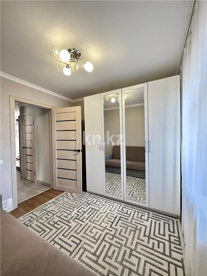 Продажа 3-комнатной квартиры, 61 м², ул. Аманжолова - Продажа квартир в Караганде фото 9 из 15