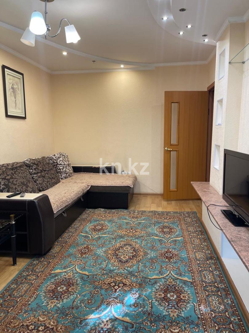 Продажа 2-комнатной квартиры, 44 м², пр. Н. Абдирова, дом  28/1 - Продажа квартир в Караганде с фото фото 1 из 25