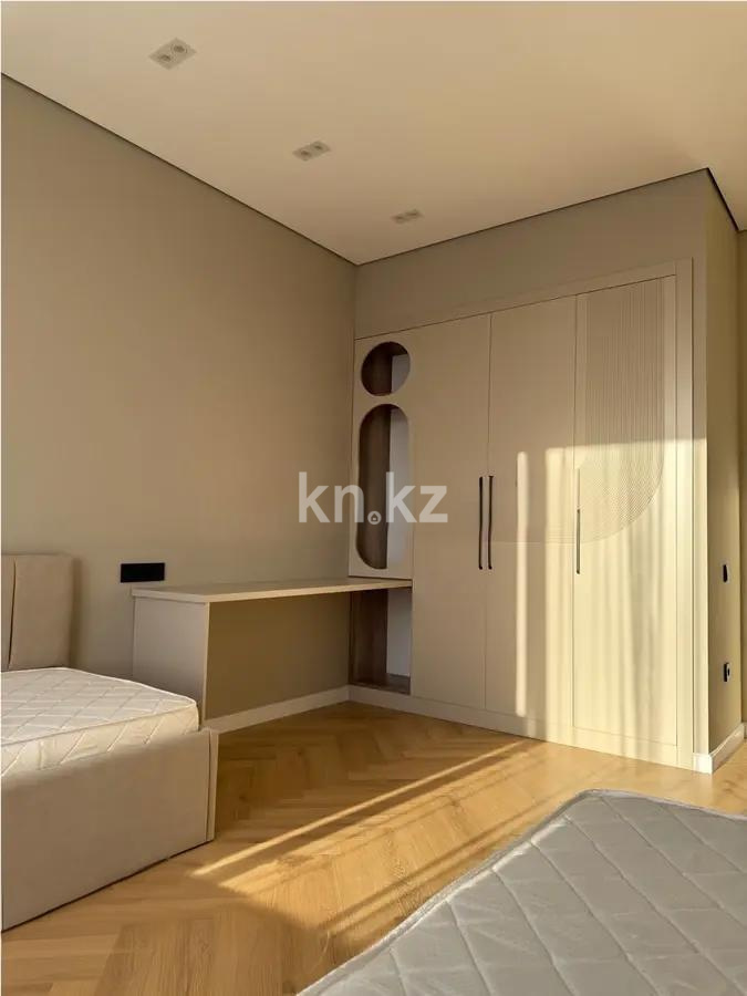 Продажа 3-комнатной квартиры, 82 м², ул. Розыбакиева, дом  197/2 в Алматы - фото 3