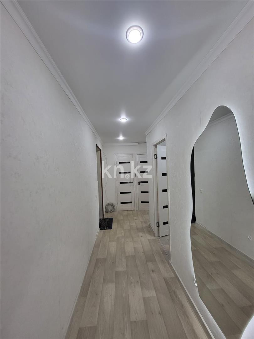 Продажа 3-комнатной квартиры, 56 м², ул. 6-й мик-н, дом  61 в Темиртау - фото 12