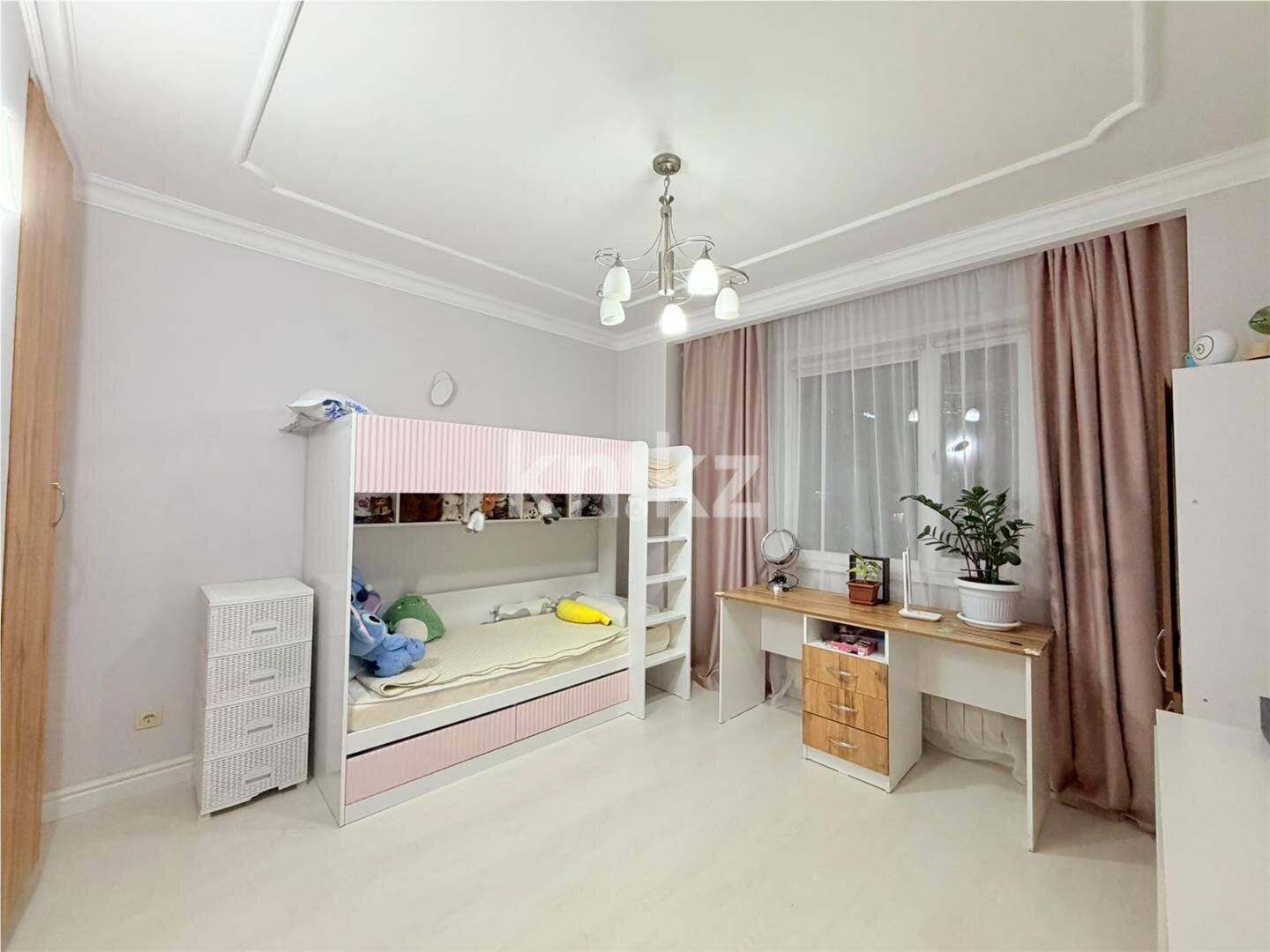 Продажа 4-комнатной квартиры, 105 м² в Астане - фото 8