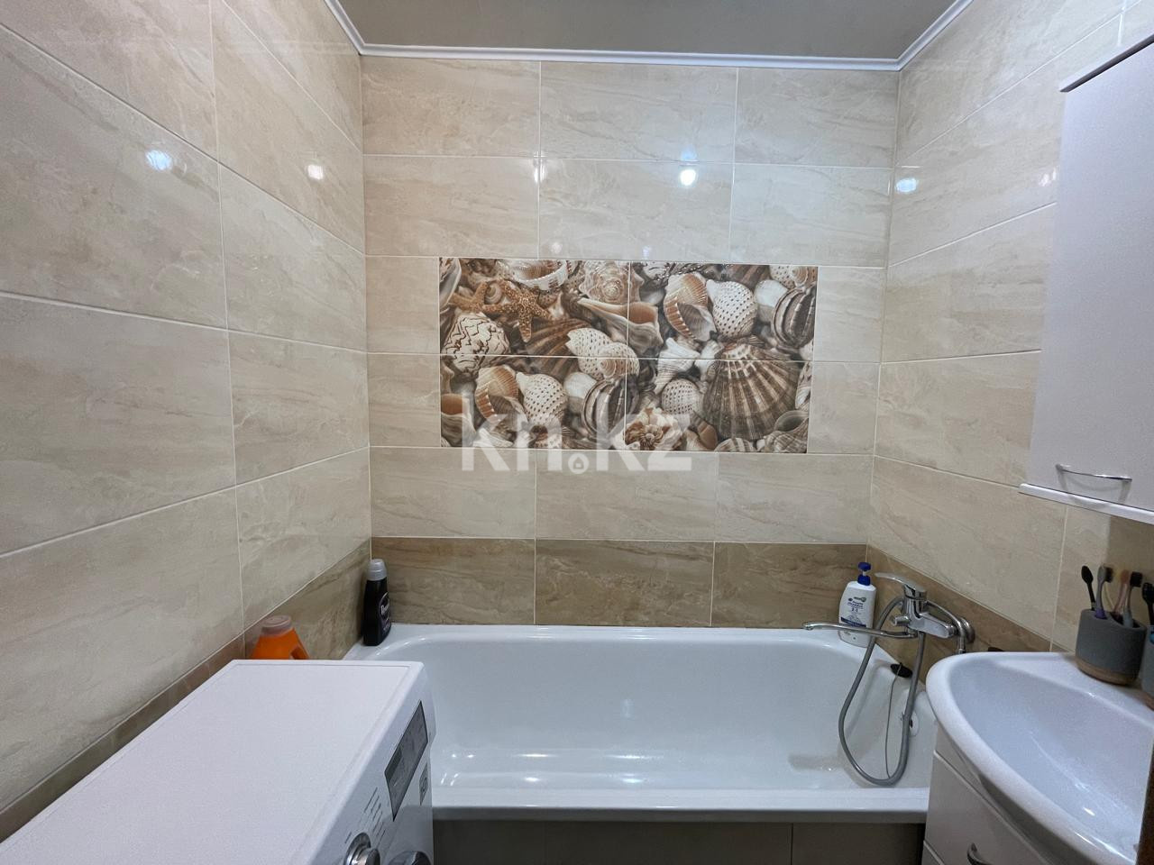 Продажа 4-комнатной квартиры, 71 м², ул. Гапеева - Продажа  четырехкомнатных квартир в Караганде фото 12 из 16