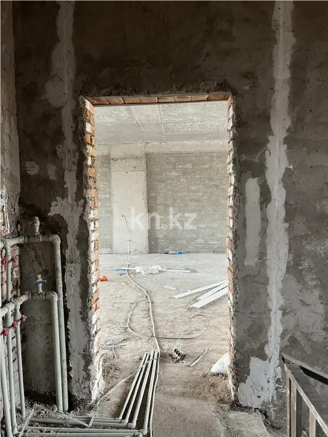 Продажа 4-комнатной квартиры, 117.4 м² в Алматы - фото 4