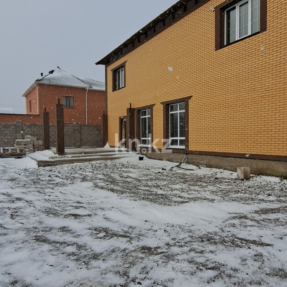 Продажа 6-комнатного дома, 308 м², ул. Жанибекова, дом  140/3 - Продажа домов и коттеджей в Караганде фото 3 из 27