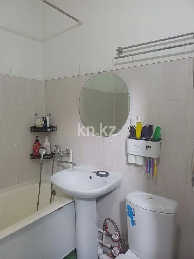 Продажа 1-комнатной квартиры, 42.5 м² в Алматы - фото 3