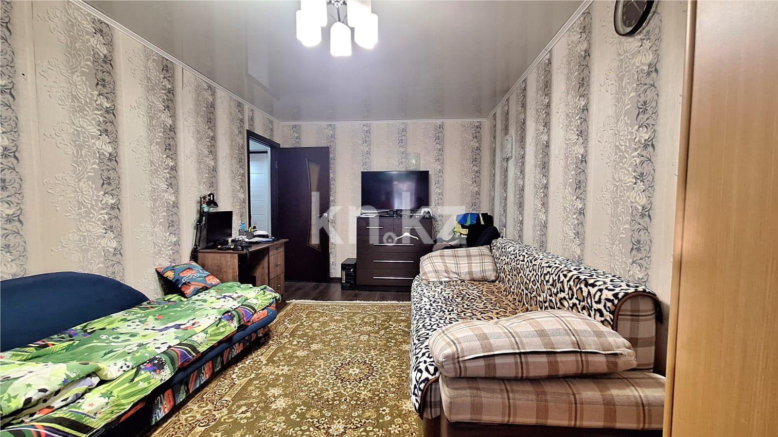 Продажа 1-комнатной квартиры, 30 м², мкр-н 14, дом  34 в Караганде - фото 2 Продажа 1-комнатной квартиры, 30 м², мкр-н 14, дом  34 в Караганде - фото 2