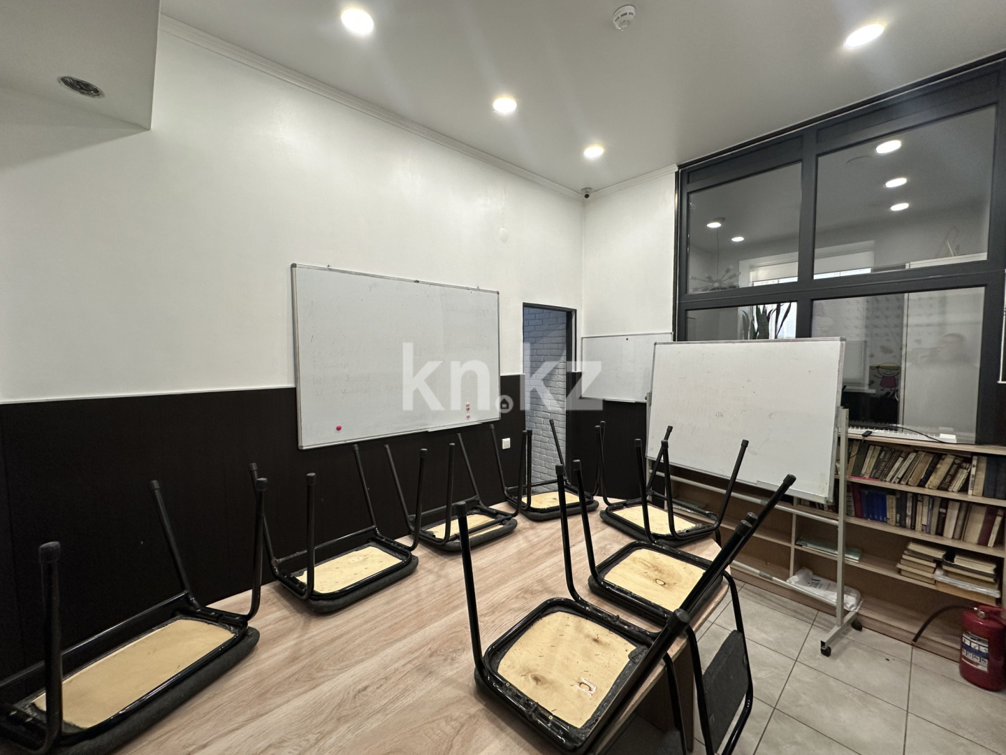 Продажа помещения, 118.2 м² - Продажа офисных и торговых помещений в Караганде фото 9 из 40