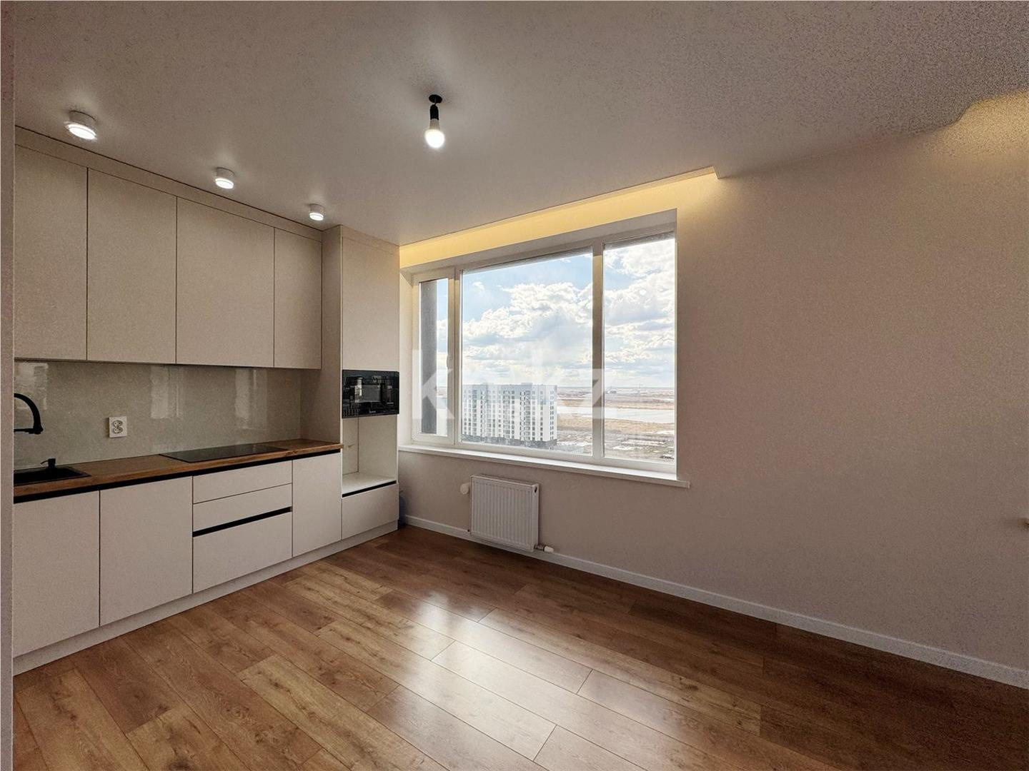 Продажа 2-комнатной квартиры, 56 м², ул. Толе би - Продажа квартир в Астане фото 1 из 15