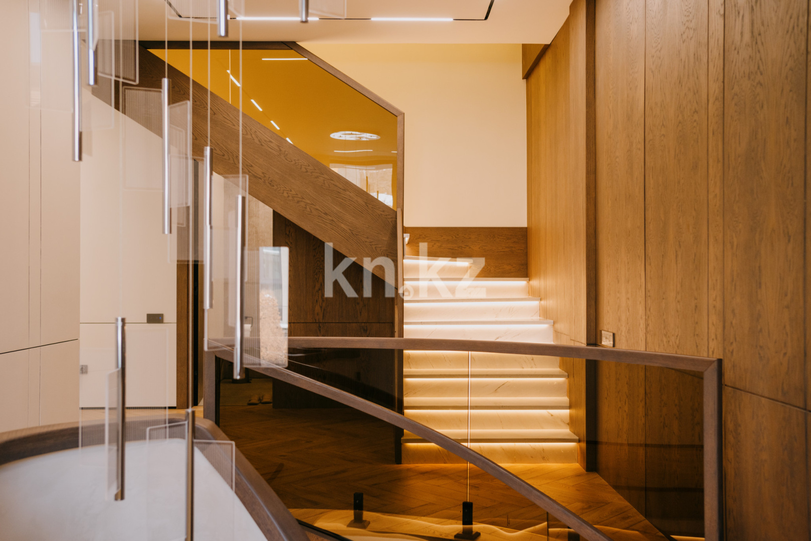 Продажа 7-комнатного дома, 650 м², ул. Таужиеги в Алматы - фото 9