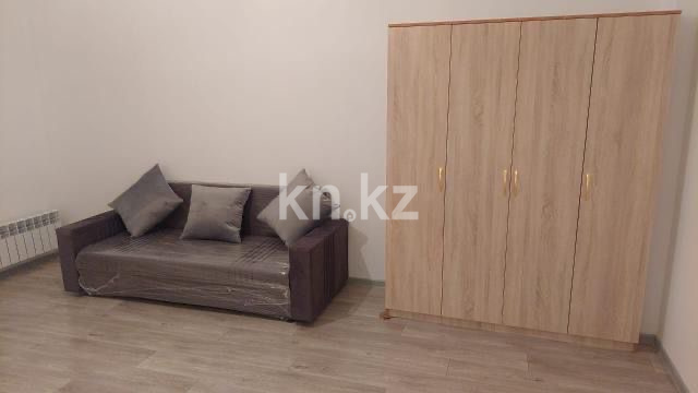 Аренда 1-комнатной квартиры, 38 м² в Астане