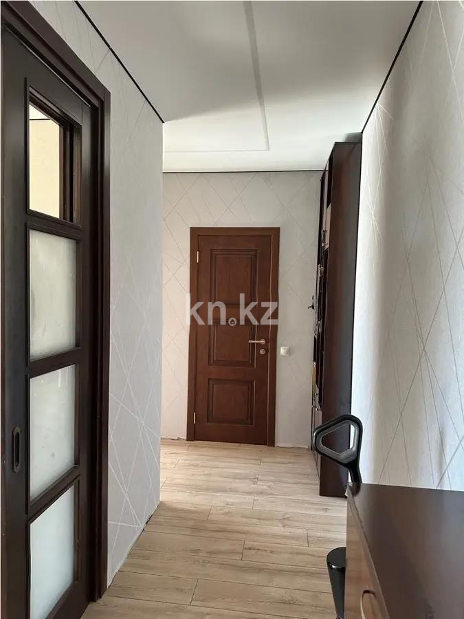 Продажа 2-комнатной квартиры, 67 м², ул. Габдуллина, дом  12/1 в Астане - фото 4