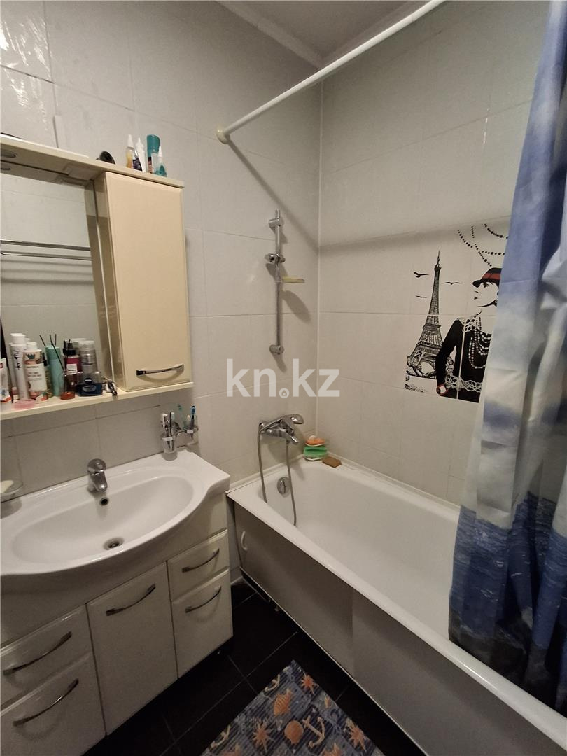 Продажа 3-комнатной квартиры, 84 м², ул. Кумисбекова в Астане - фото 9