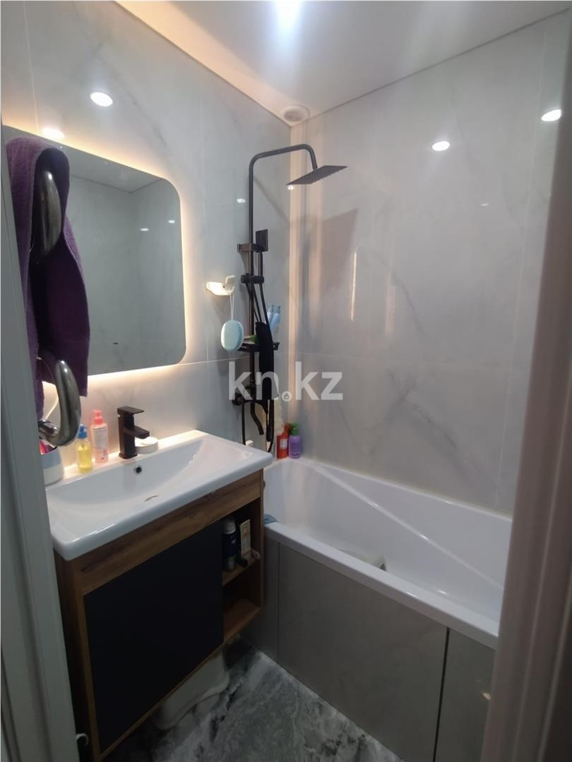 Продажа 5-комнатной квартиры, 105 м², мкр. Голубые Пруды - Продажа  пятикомнатных квартир в Караганде фото 14 из 22