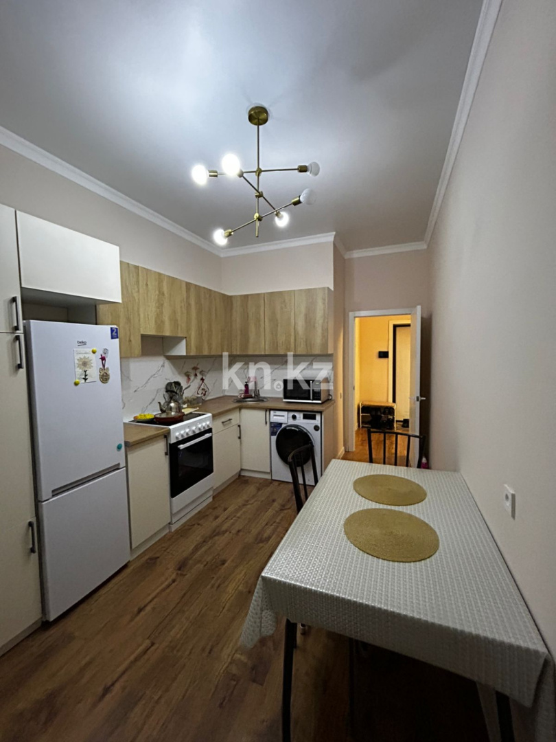 Продажа 2-комнатной квартиры, 61 м² в Караганде