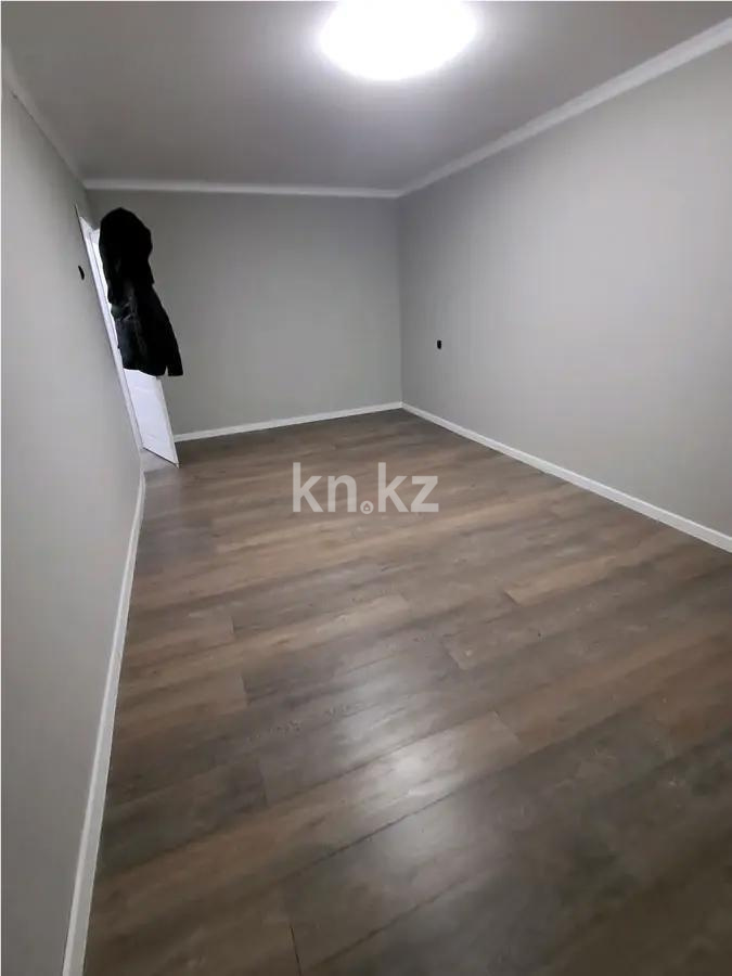 Продажа 2-комнатной квартиры, 44 м², мкр-н 15, дом  33 в Караганде - фото 2