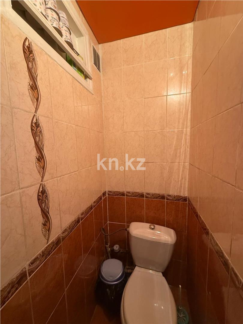 Продажа 3-комнатной квартиры, 59 м², мкр-н 15, дом  8 в Караганде - фото 13