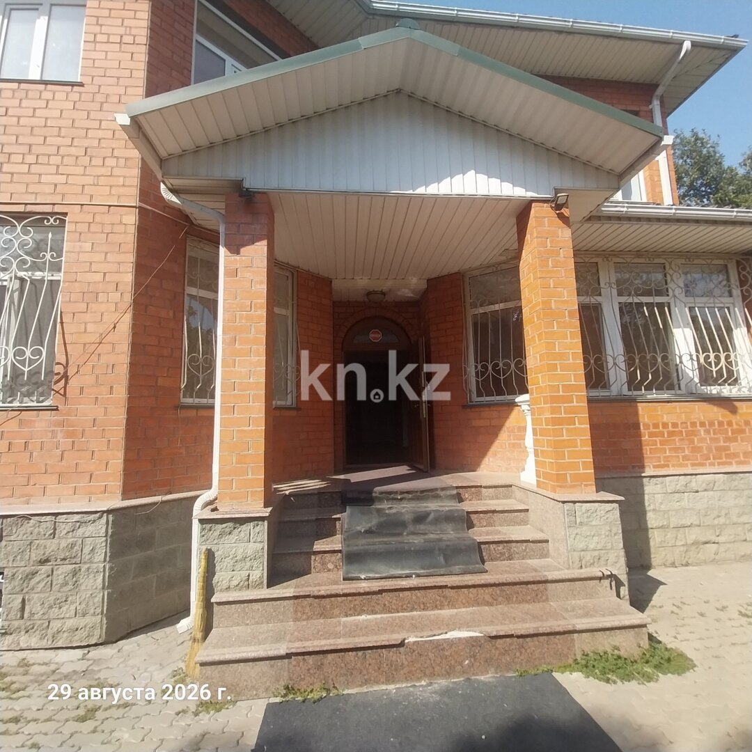 Продажа 7-комнатного дома, 450 м² в Алматы