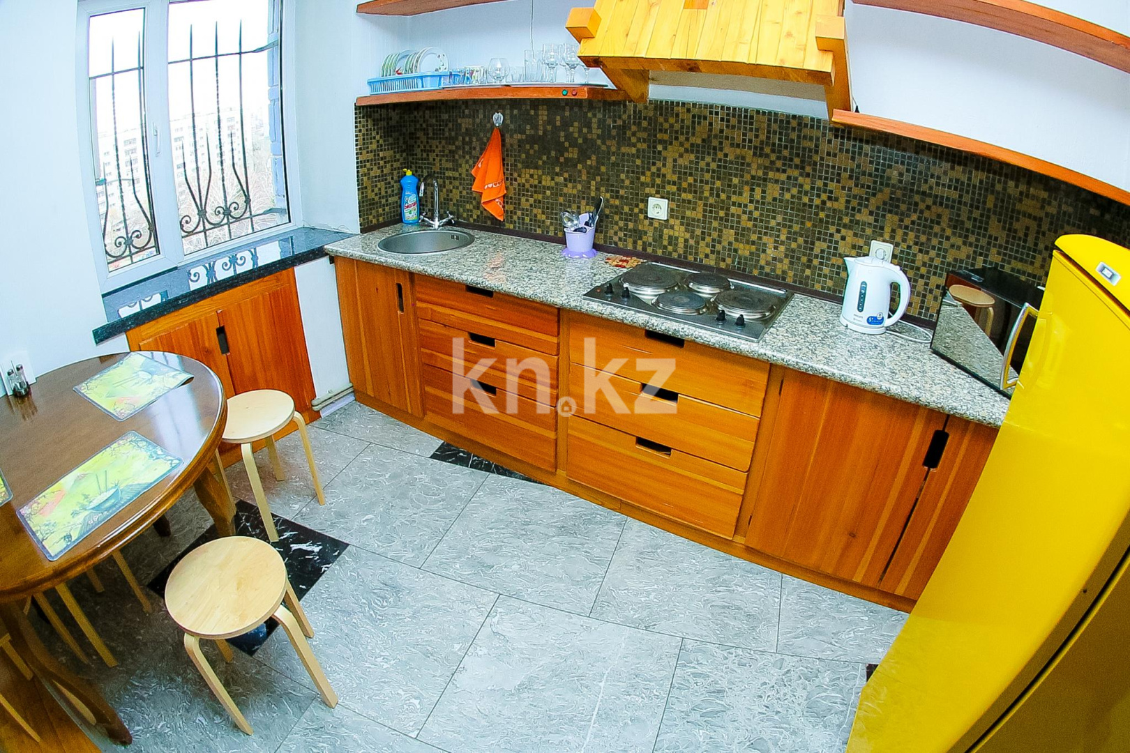 Аренда 2-комнатной квартиры посуточно, 70 м², ул. Крылова, дом  66 в Усть-Каменогорске - фото 8