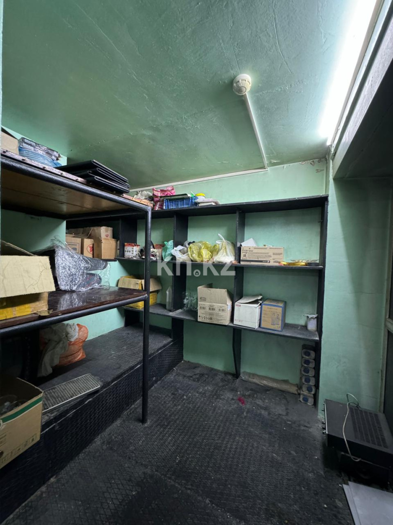 Продажа помещения, 383.3 м² - Продажа офисных и торговых помещений в Караганде фото 20 из 22
