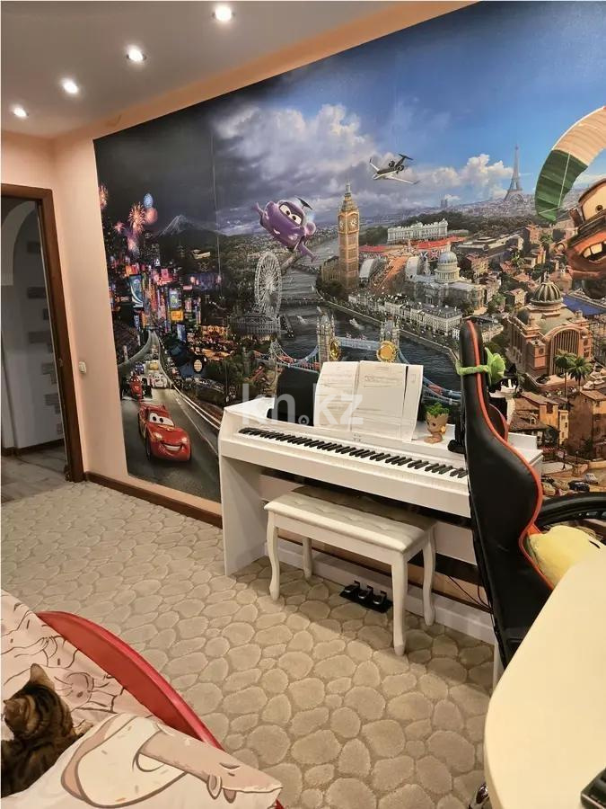 Продажа 5-комнатной квартиры, 102 м², мкр-н 10, дом  13 в Алматы - фото 3